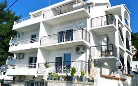 Apartments Ljiljana